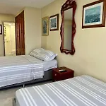 Apartamento De 2 Habitaciones, Sector El Laguito