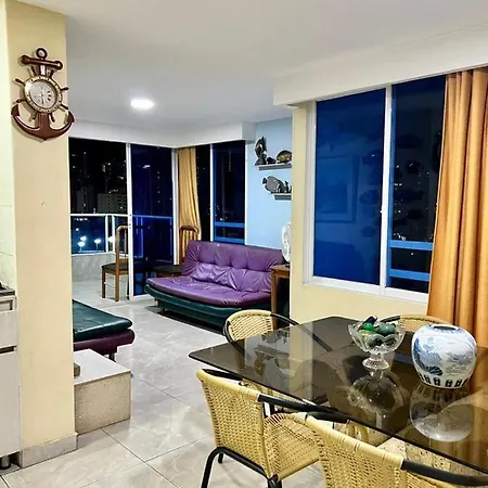 Apartamento De 2 Habitaciones, Sector El Laguito *